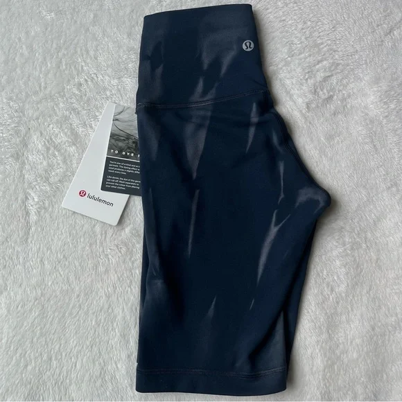 NWT Lululemon Athletica Wunder Train HR Short 8” High Rise Biker Shorts Size 2 - Picture 1 of 5